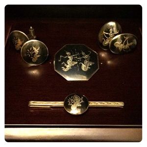 Old world craftsmanship Niello suite of 4 pieces